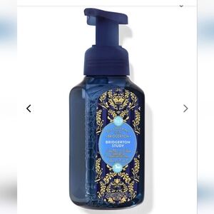 🆕️👑 BBW -' BRIDGERTON STUDY' SCENTED FOAMING SOAP 👑